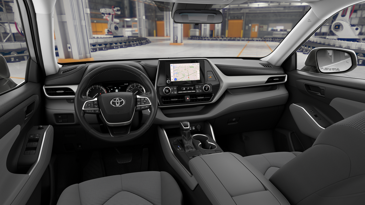 2025 Toyota Highlander XLE Limited photo 13