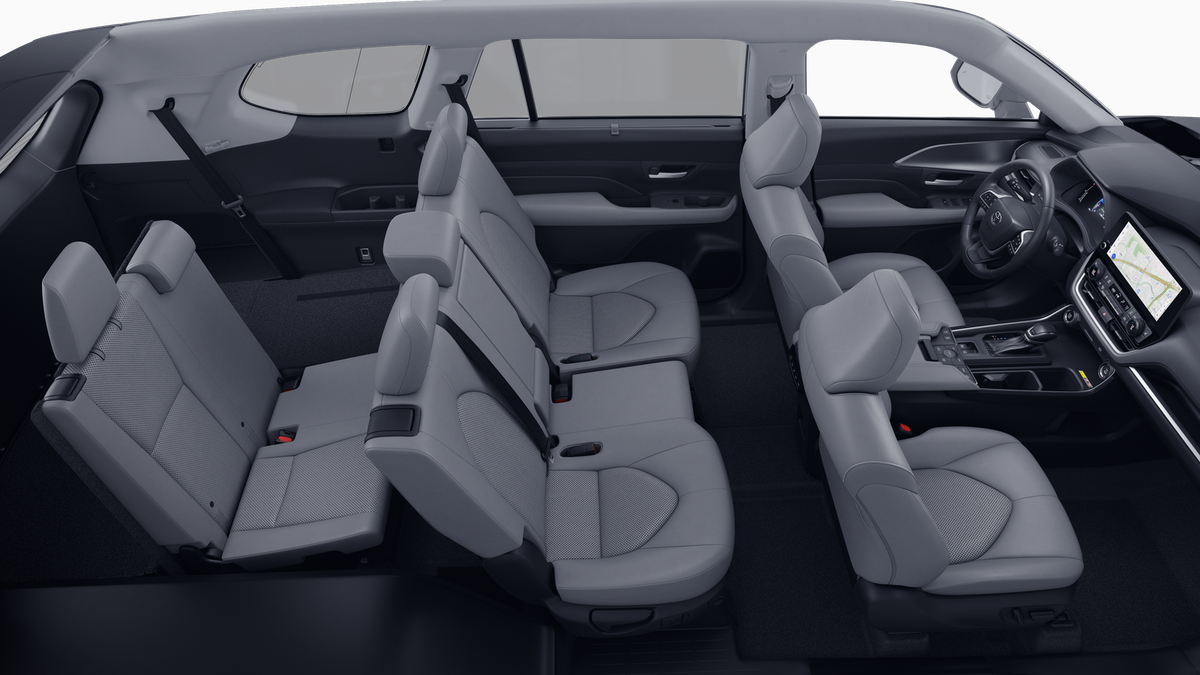 New 2026 Wind Chill Pearl <sup>1</sup> Toyota  XLE image 4
