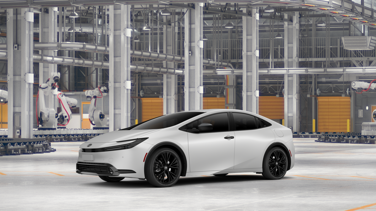 New 2026 Wind Chill Pearl <sup>1</sup> Toyota  Nightshade Edition image 3