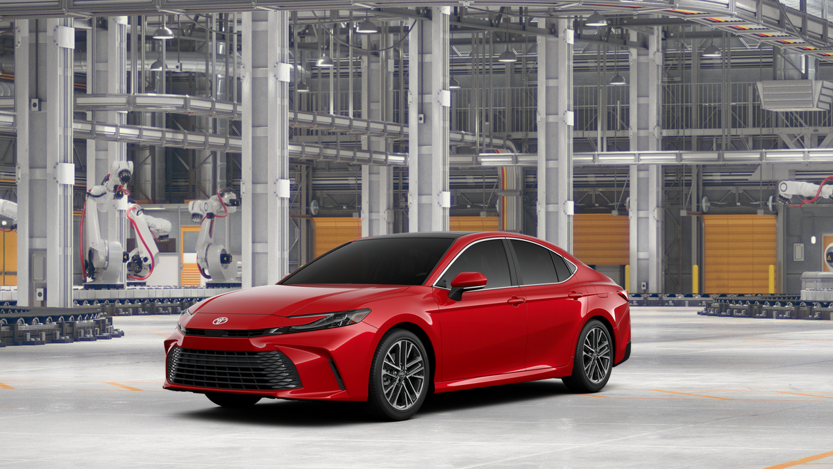 2026 Toyota Camry XLE's photo