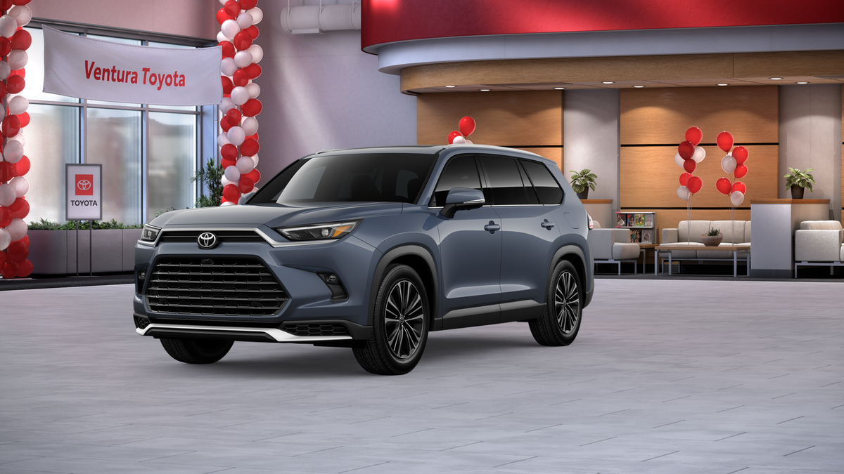 2026 Toyota Grand Highlander Hybrid MAX Platinum AWD's photo