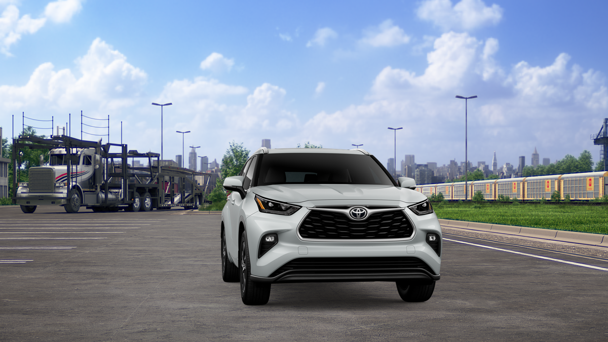 New 2026 Wind Chill Pearl <sup>1</sup> Toyota  XLE image 18
