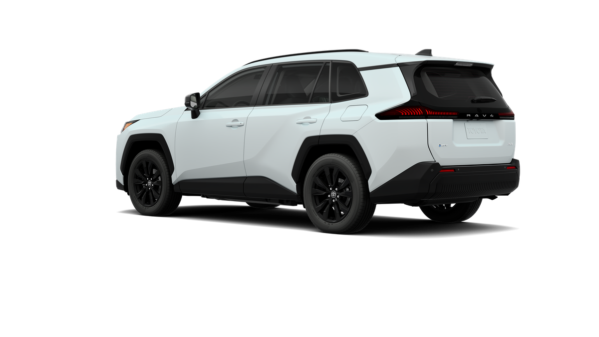 New 2026 Wind Chill Pearl <sup>1</sup> Toyota  XLE Premium image 8