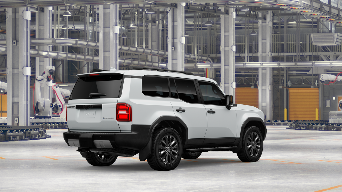 2025 Toyota Land Cruiser photo 11
