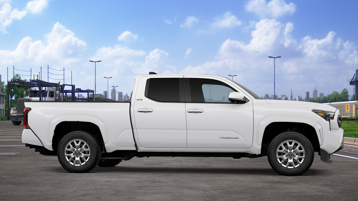 New 2026 Ice Cap Toyota  SR5 image 15