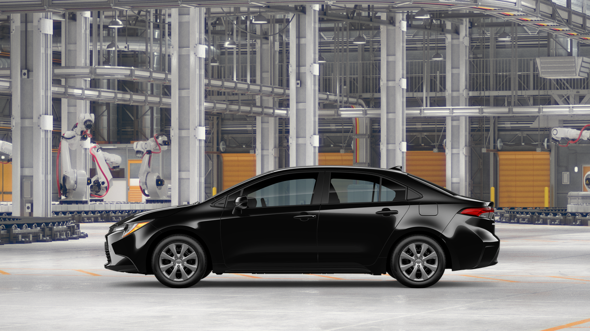 2026 Toyota Corolla LE photo 4