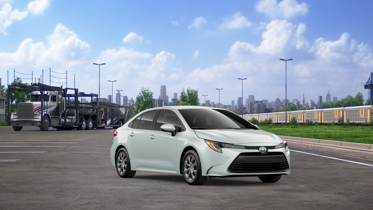 2026 Toyota Corolla LE photo 17