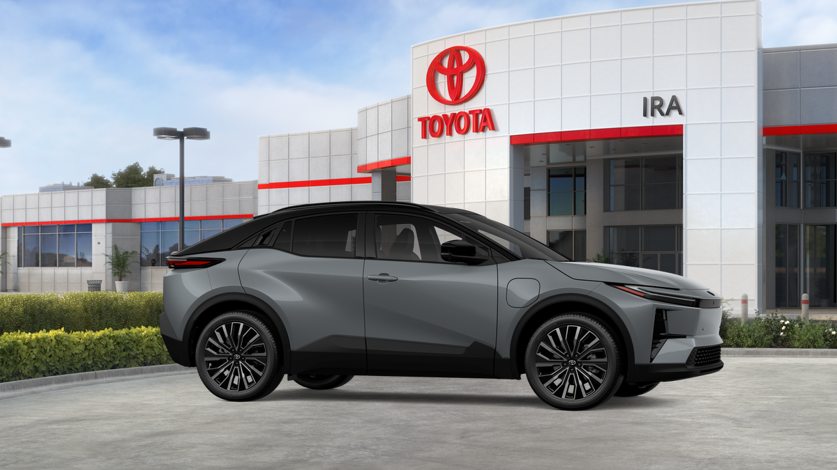 New 2026 Cement with Midnight Black Metallic roof <sup>1</sup> Toyota  XSE image 15