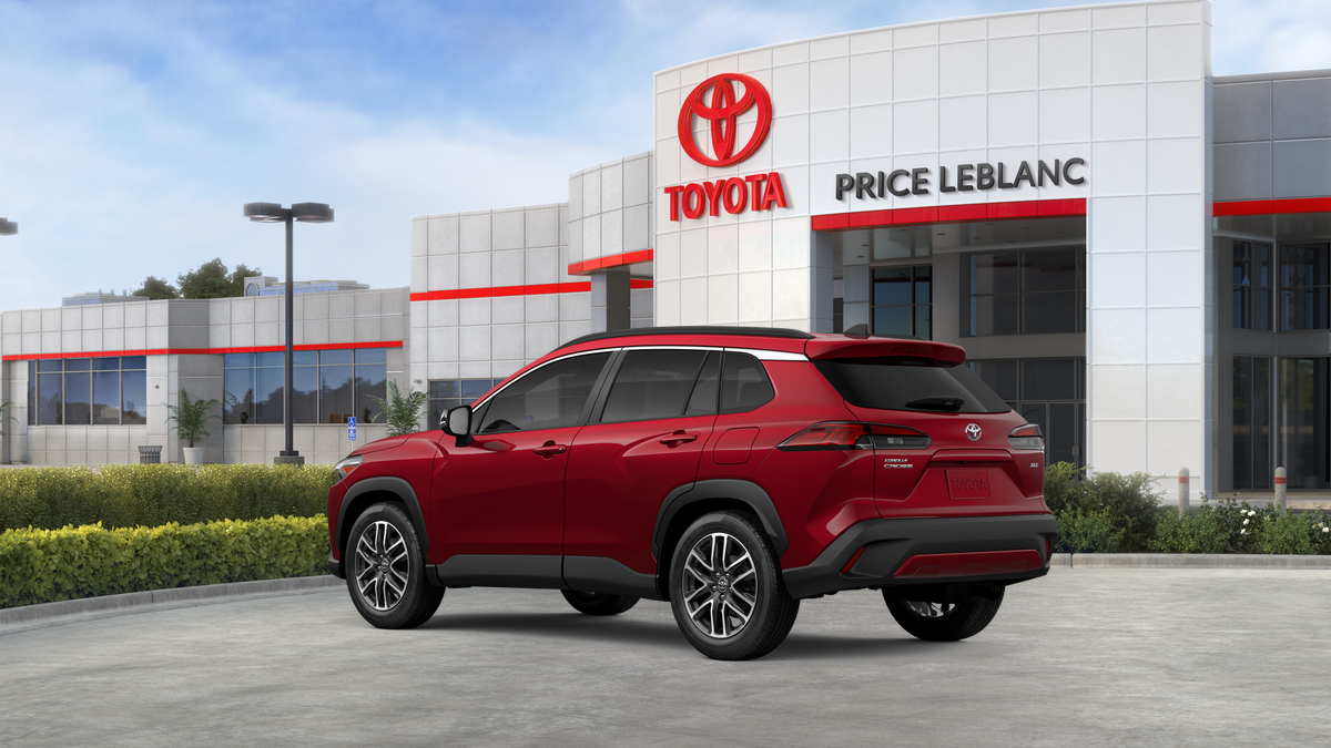 New 2026 Soul Red Crystal <sup>1</sup> <sup>2</sup> Toyota  XLE image 8