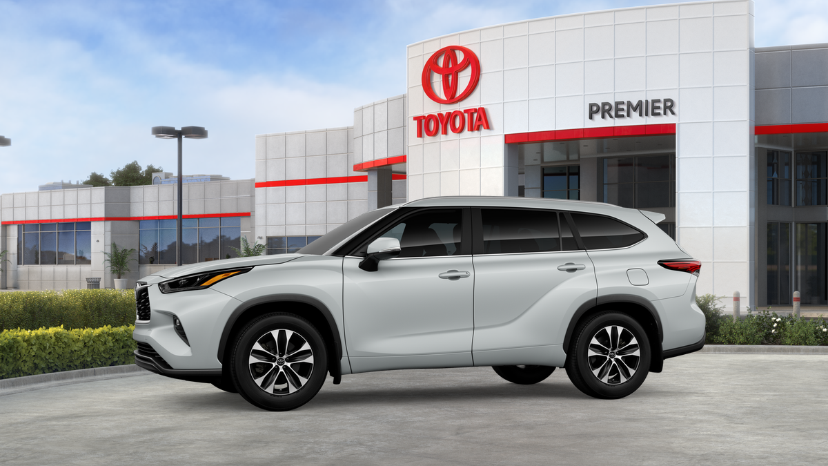 New 2026 Toyota Highlander SUV