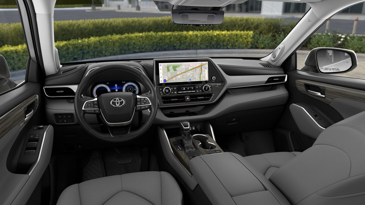 New 2026 Toyota Highlander Hybrid SUV
