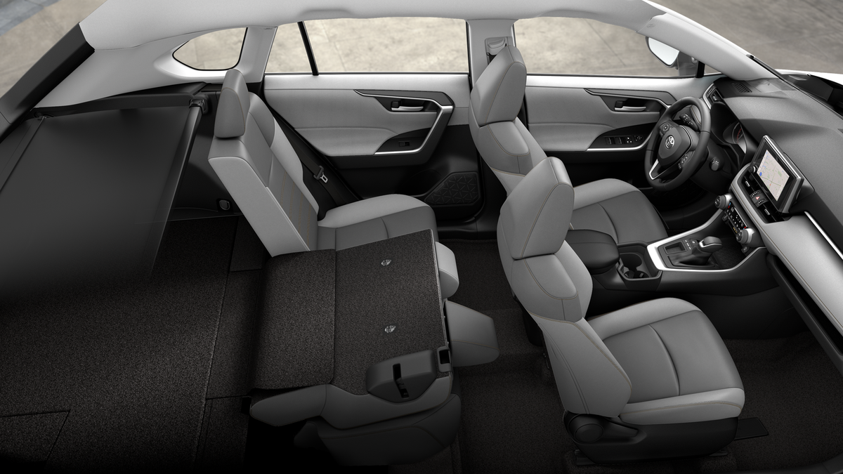 2025 Toyota RAV4 XLE Premium photo 4