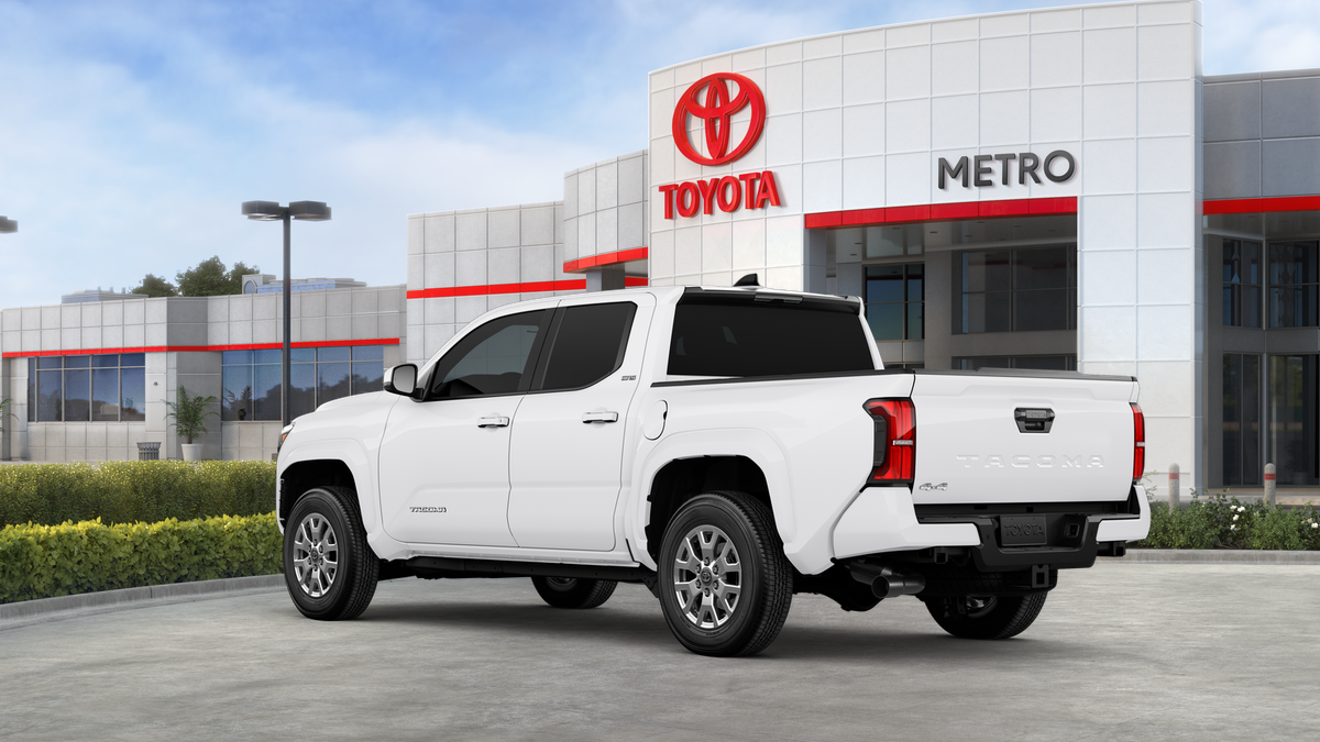 2025 Toyota Tacoma SR5 Double Cab photo 6