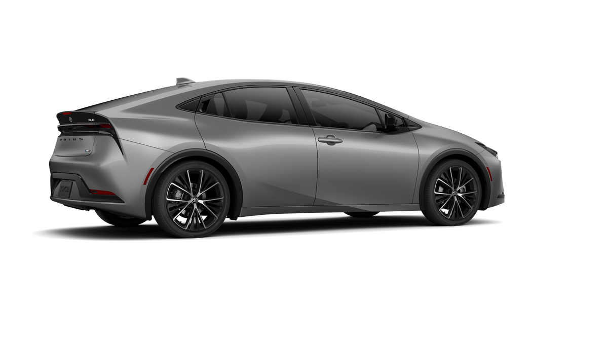 2026 Toyota Prius XLE photo 21