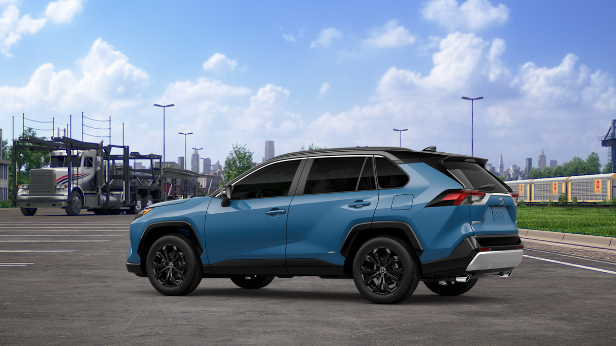 2025 Toyota RAV4 Hybrid XSE photo 5