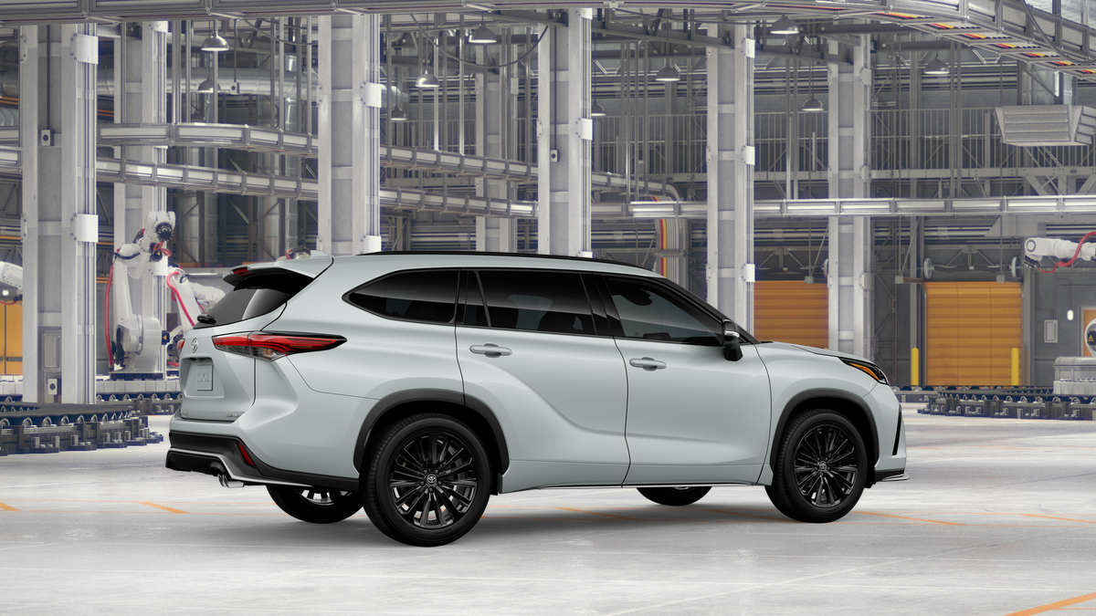 New 2026 Wind Chill Pearl <sup>1</sup> Toyota  XSE image 13