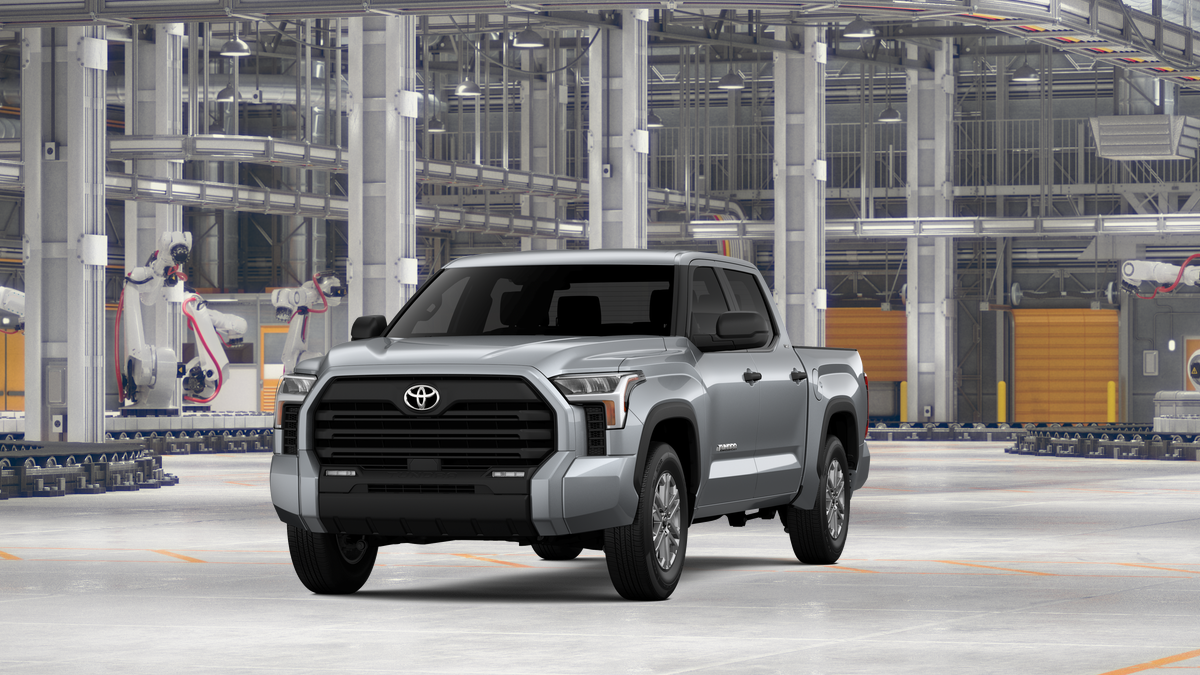 2026 Toyota Tundra SR5 CrewMax photo 18