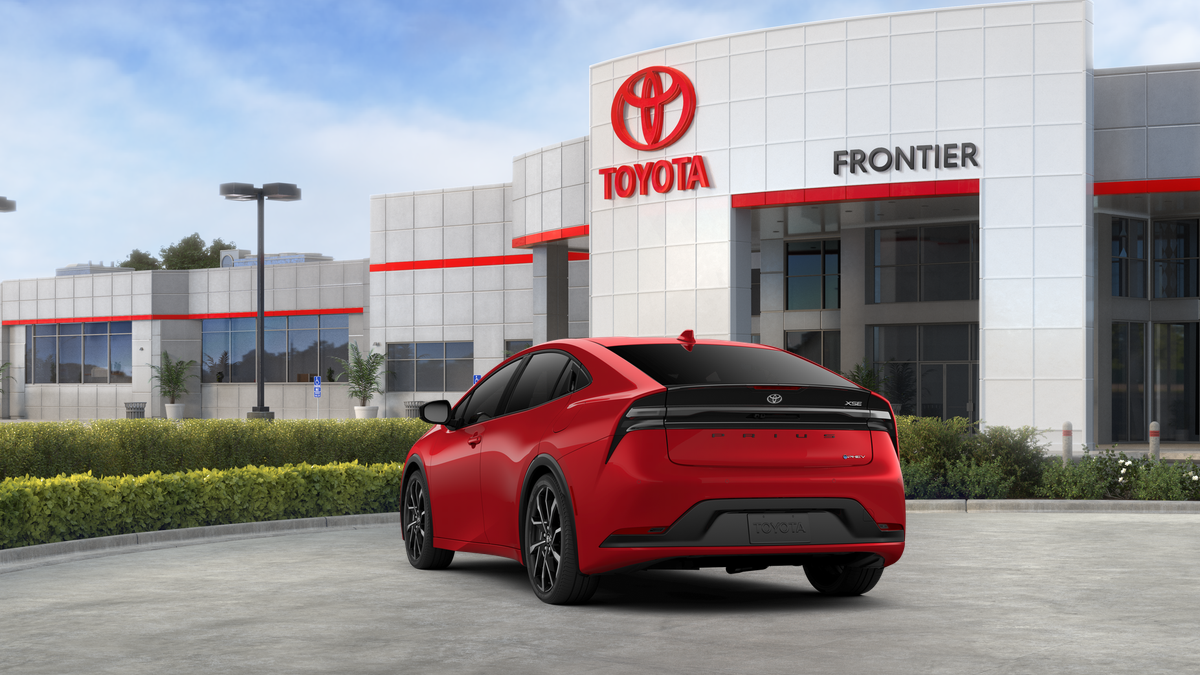 Prius Plug-in Hybrid XSE 2.0L 4-Cyl. ECVT FWD [6]
