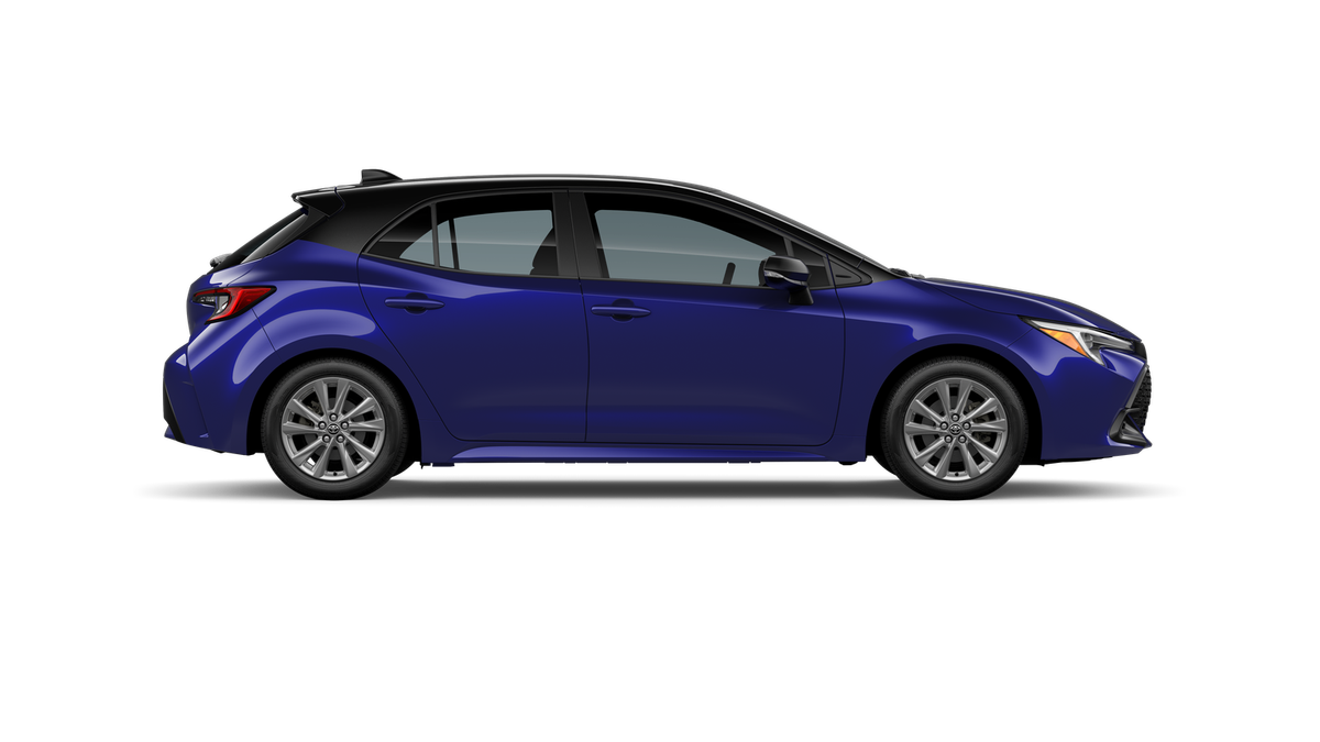 New 2026 Blue Crush Metallic with Midnight Black Metallic roof <sup>1</sup> Toyota  SE image 14