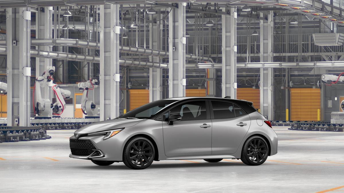 2026 Toyota Corolla XSE photo 3