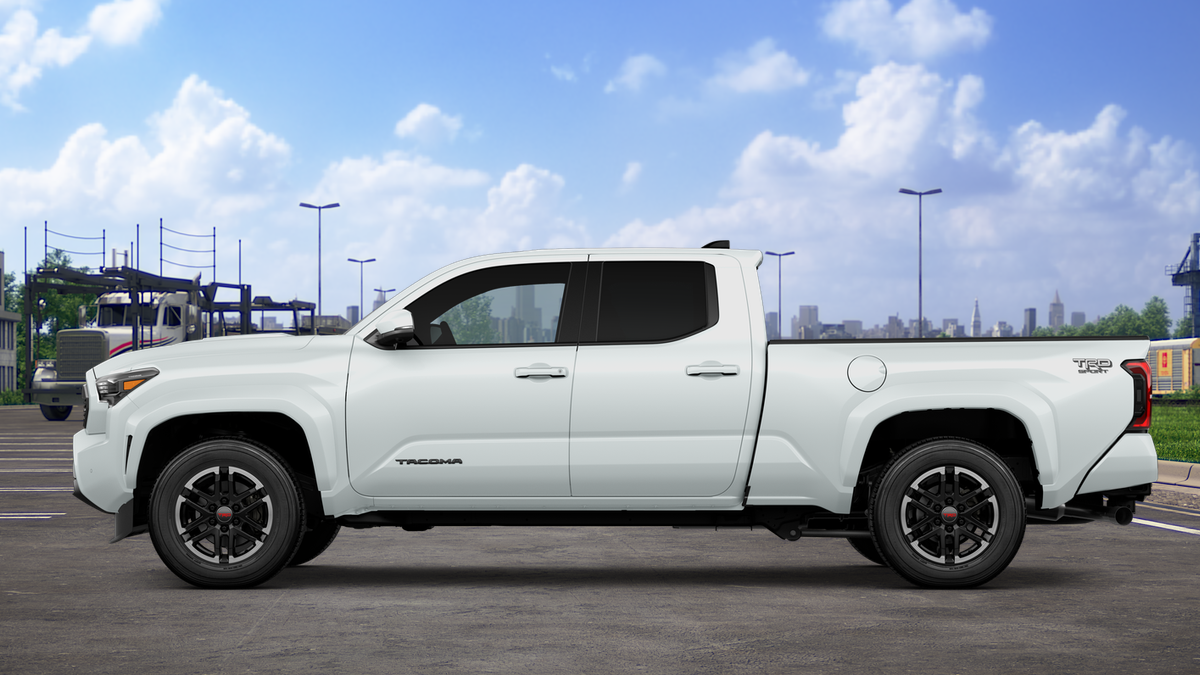 New 2026 Wind Chill Pearl <sup>1</sup> Toyota  TRD Sport image 6