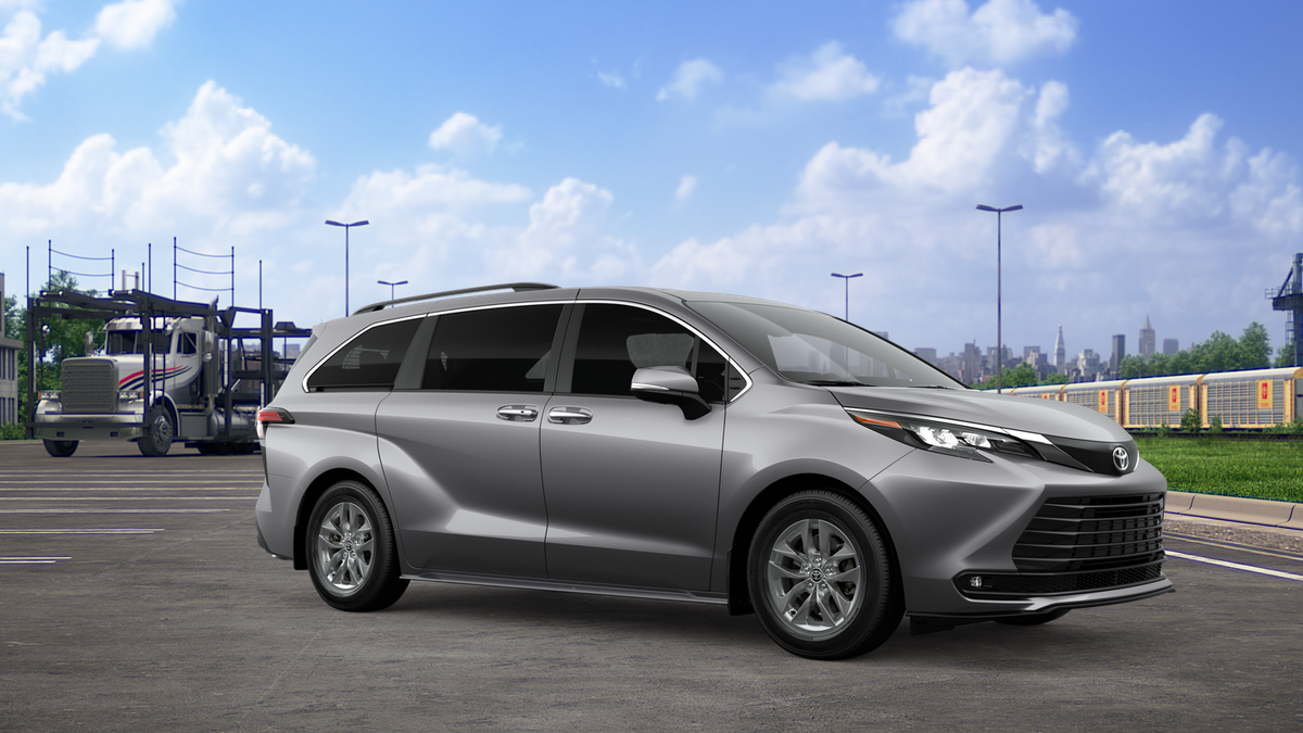 New 2026 Heavy Metal <sup>1</sup> Toyota  XLE image 16