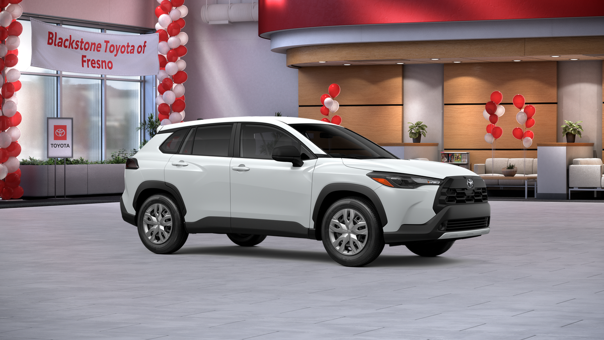 2026 Toyota Corolla Cross L photo 3