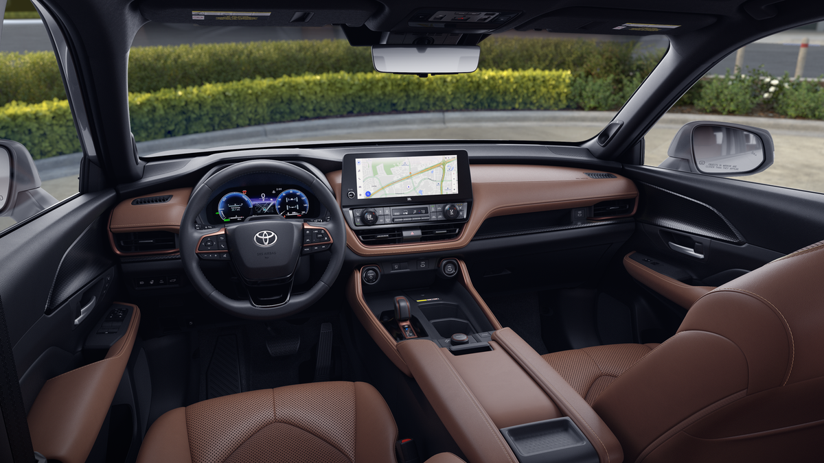New 2026 Toyota Grand Highlander Hybrid SUV