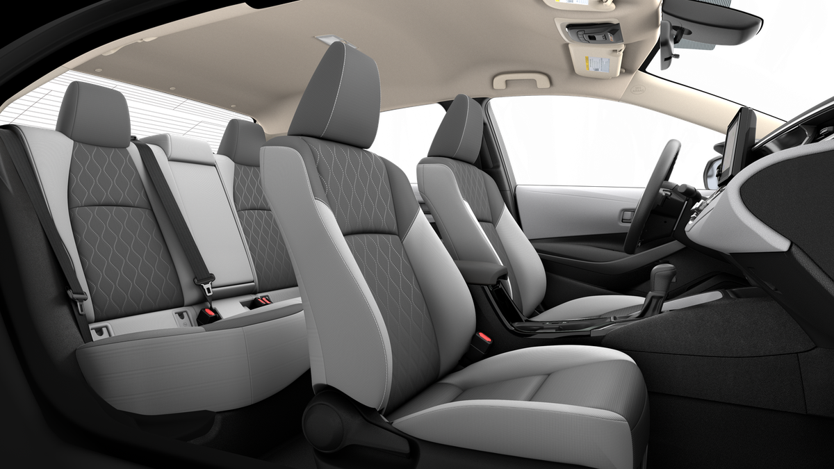 2025 Toyota Corolla LE photo 33