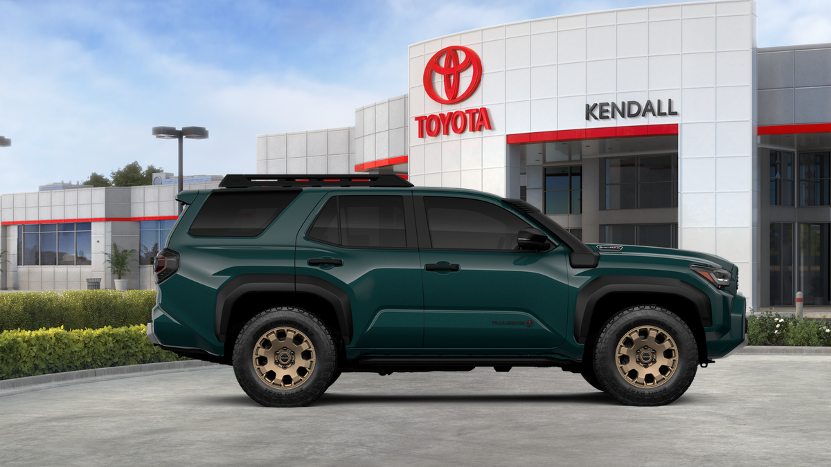 New 2026 Everest Toyota 4Runner Trailhunter image 14