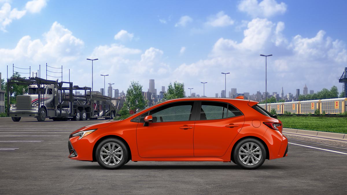 2025 Toyota Corolla SE photo 4