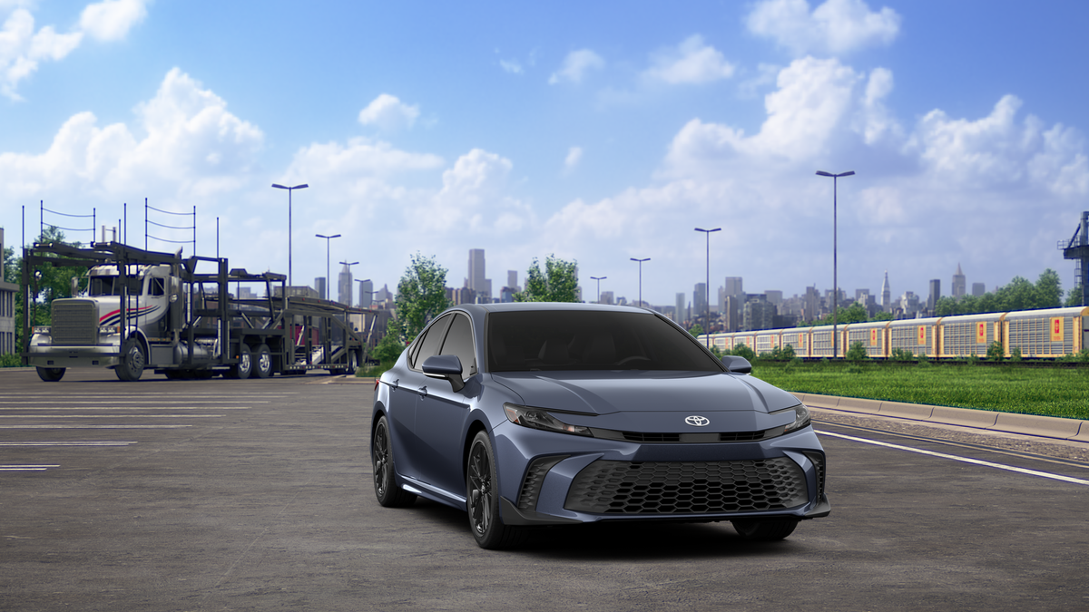2026 Toyota Camry SE photo 11