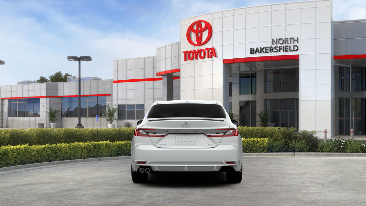 New 2026 Wind Chill Pearl <sup>1</sup> Toyota  XSE image 11
