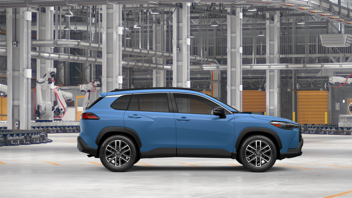 2026 Toyota Corolla Cross XLE photo 13