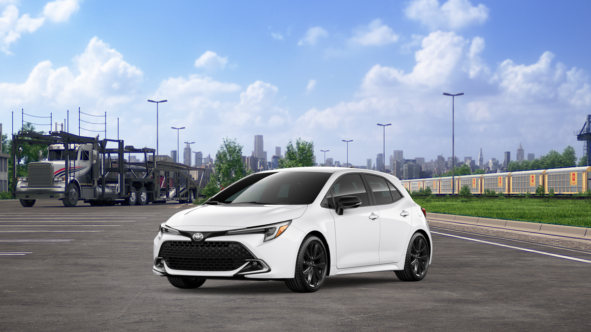 2026 Toyota Corolla Hatchback XSE's photo