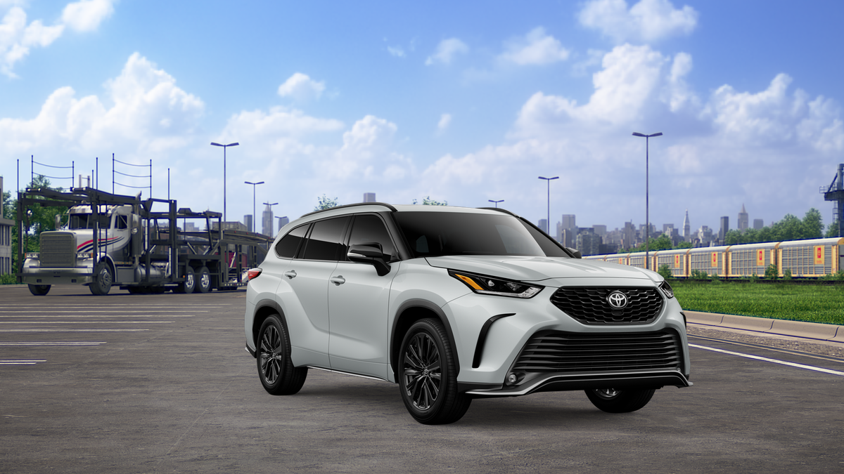 New 2026 Toyota Highlander SUV