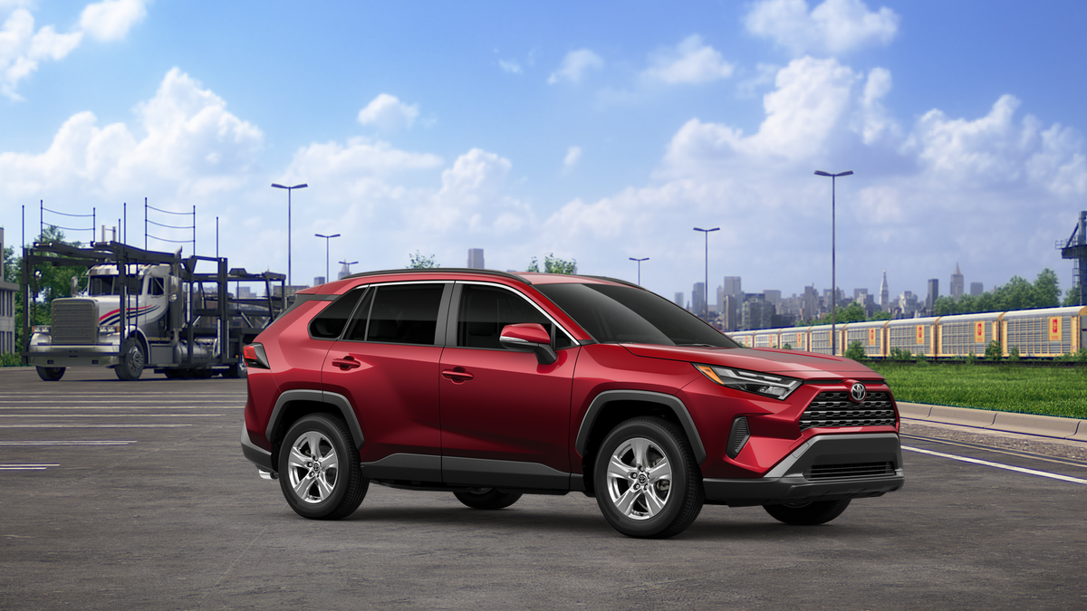 2025 Toyota RAV4 XLE photo 14