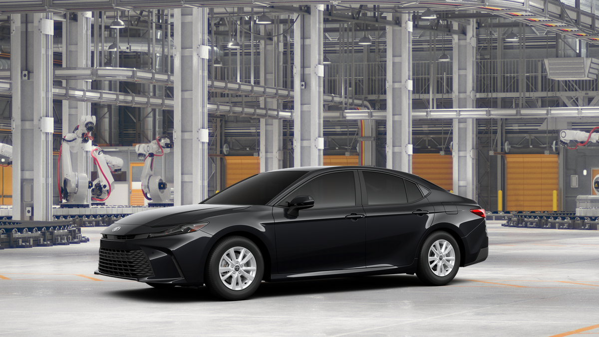 2026 Toyota Camry LE photo 4