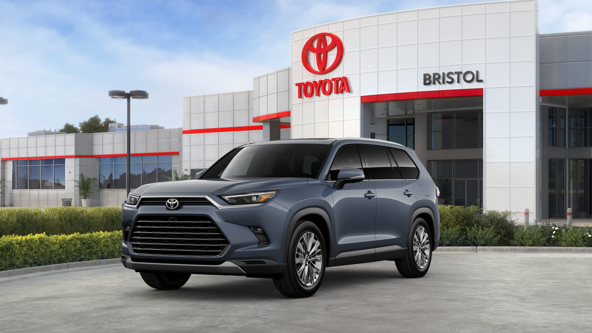 2025 Toyota Grand Highlander Platinum's photo