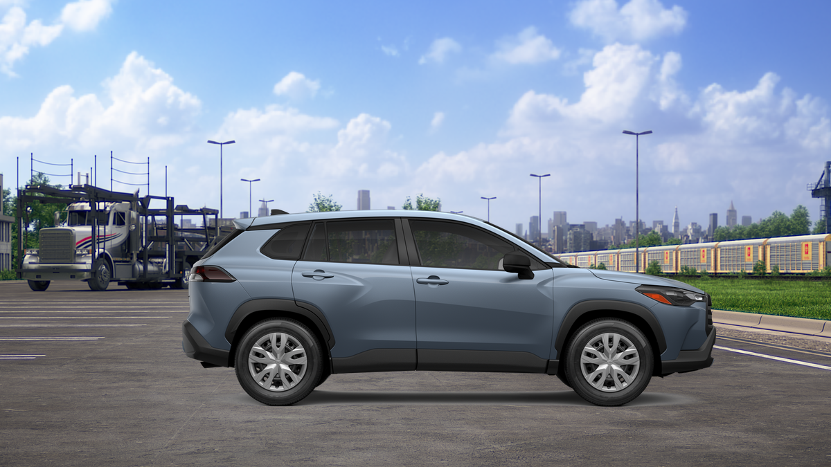 2026 Toyota Corolla Cross L photo 13