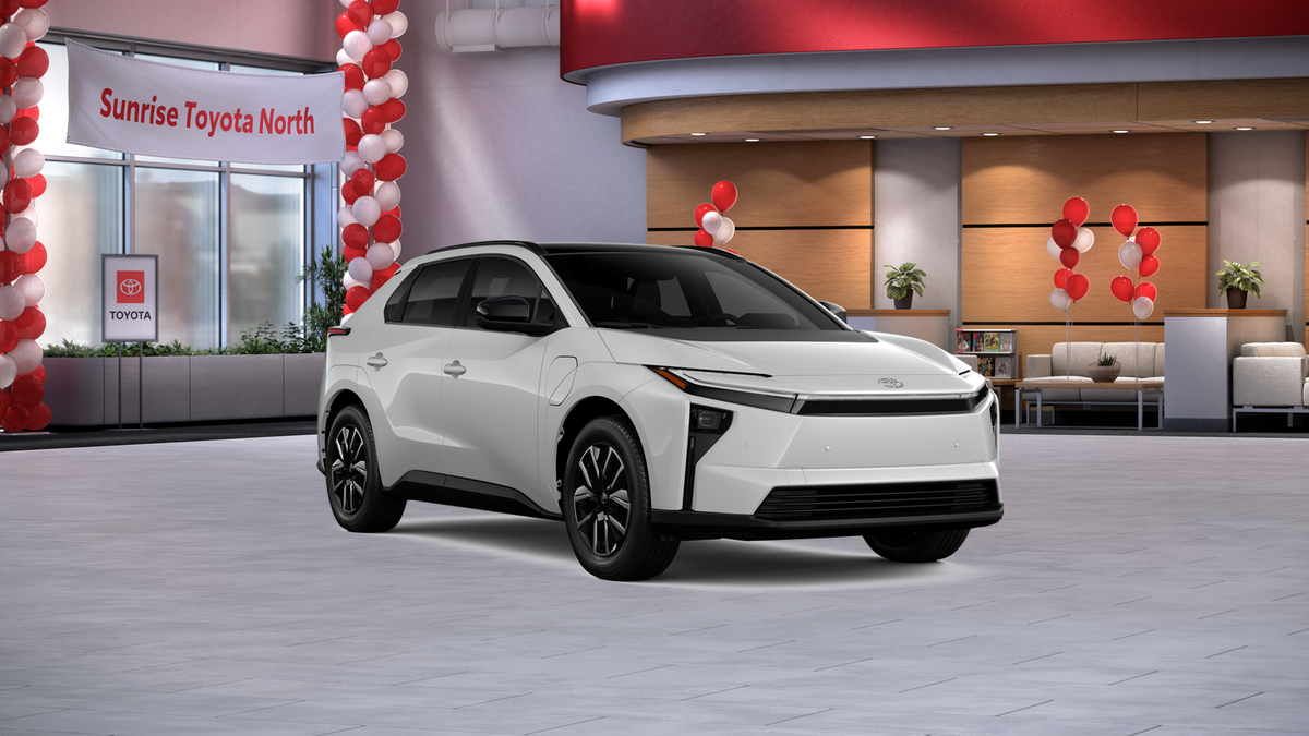 2026 Toyota bZ XLE - Photo 17