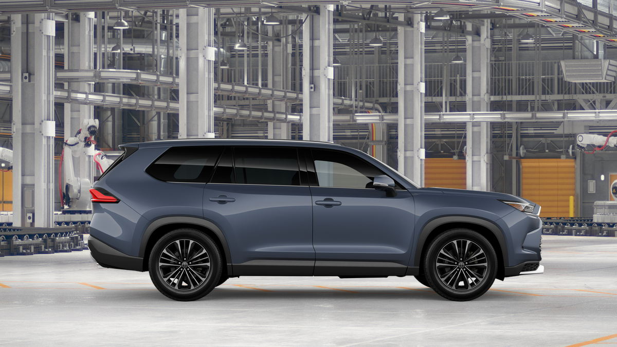 New 2026 Toyota Grand Highlander Hybrid SUV