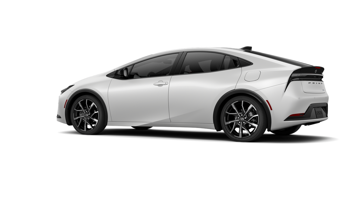 2026 Toyota Prius Plug-in Hybrid XSE Premium photo 36