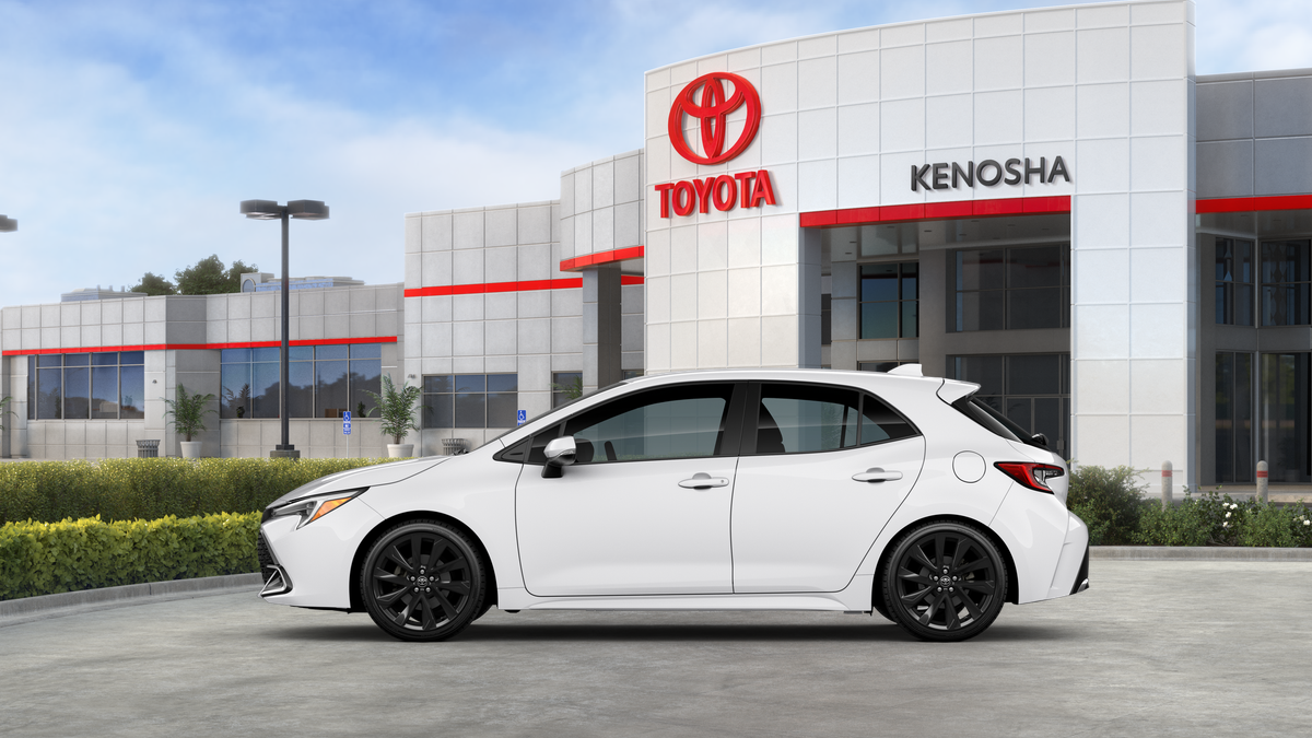 2025 Toyota Corolla XSE photo 3
