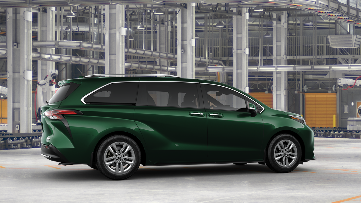 2025 Toyota Sienna Limited photo 13