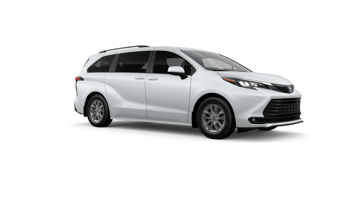New 2026 Wind Chill Pearl <sup>1</sup> Toyota  XLE image 16