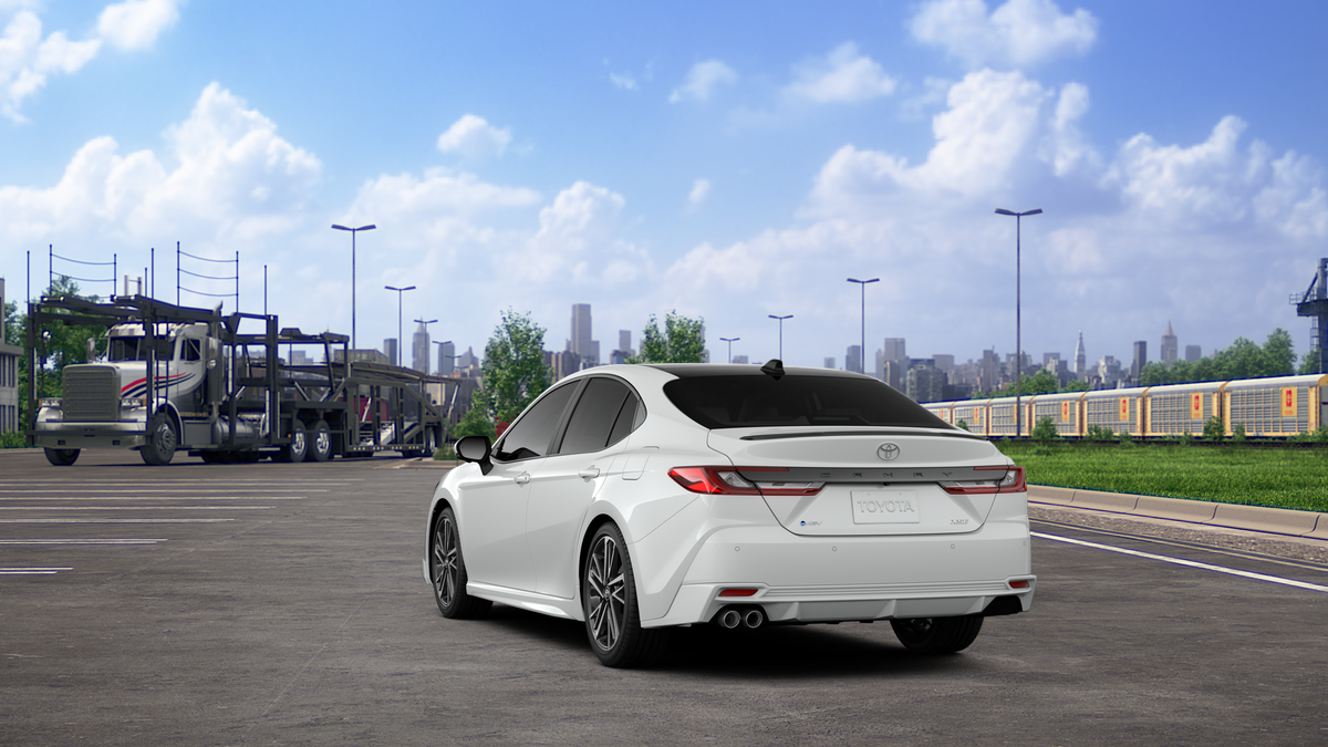 New 2026 Wind Chill Pearl <sup>1</sup> Toyota  XSE image 9