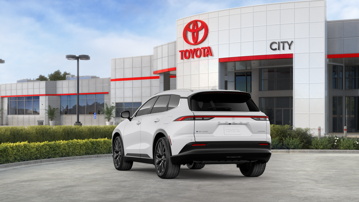 New 2026 Oxygen White <sup>1</sup> Toyota  Limited image 36