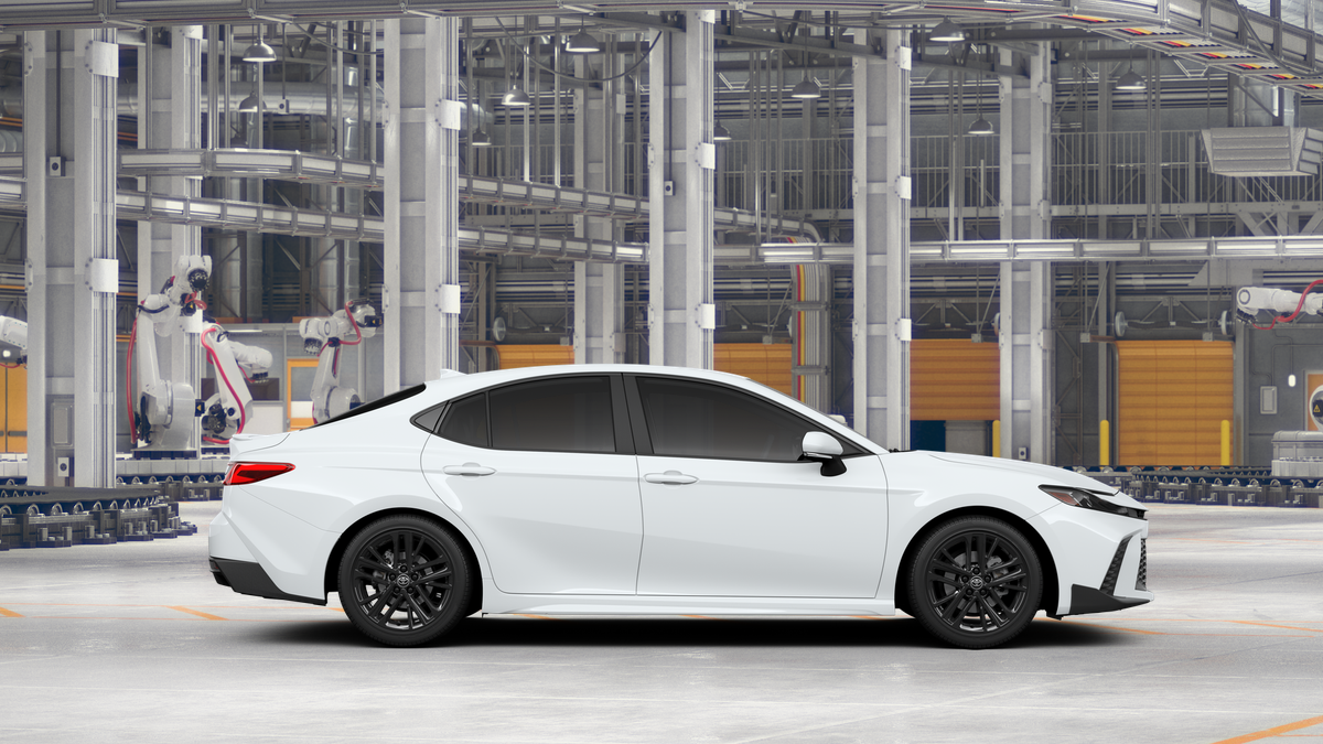 2026 Toyota Camry SE photo 12