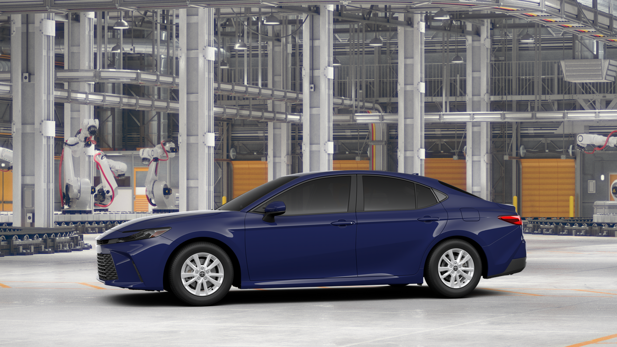 2026 Toyota Camry LE photo 3
